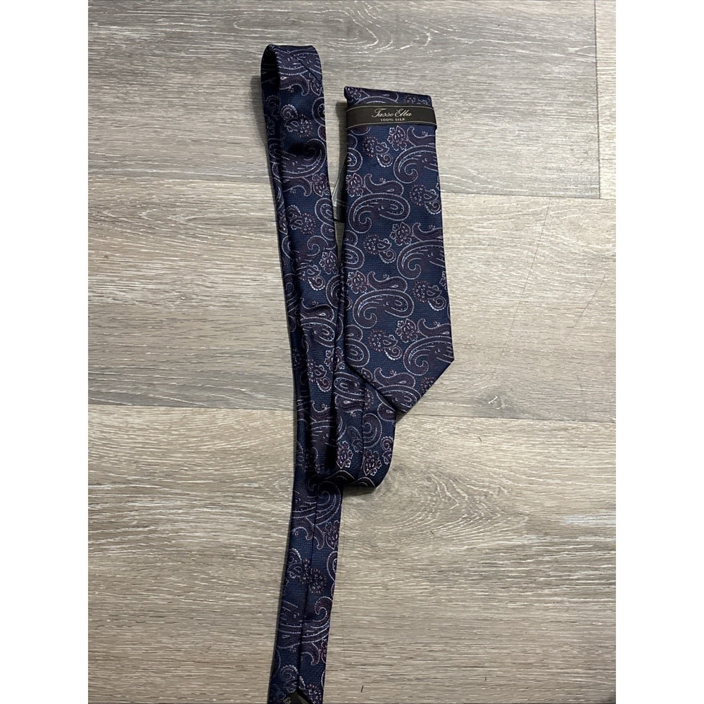 Tasso Elba Rovena Paisley Men's Tie 100% Silk Navy Burgundy NWT $59.50